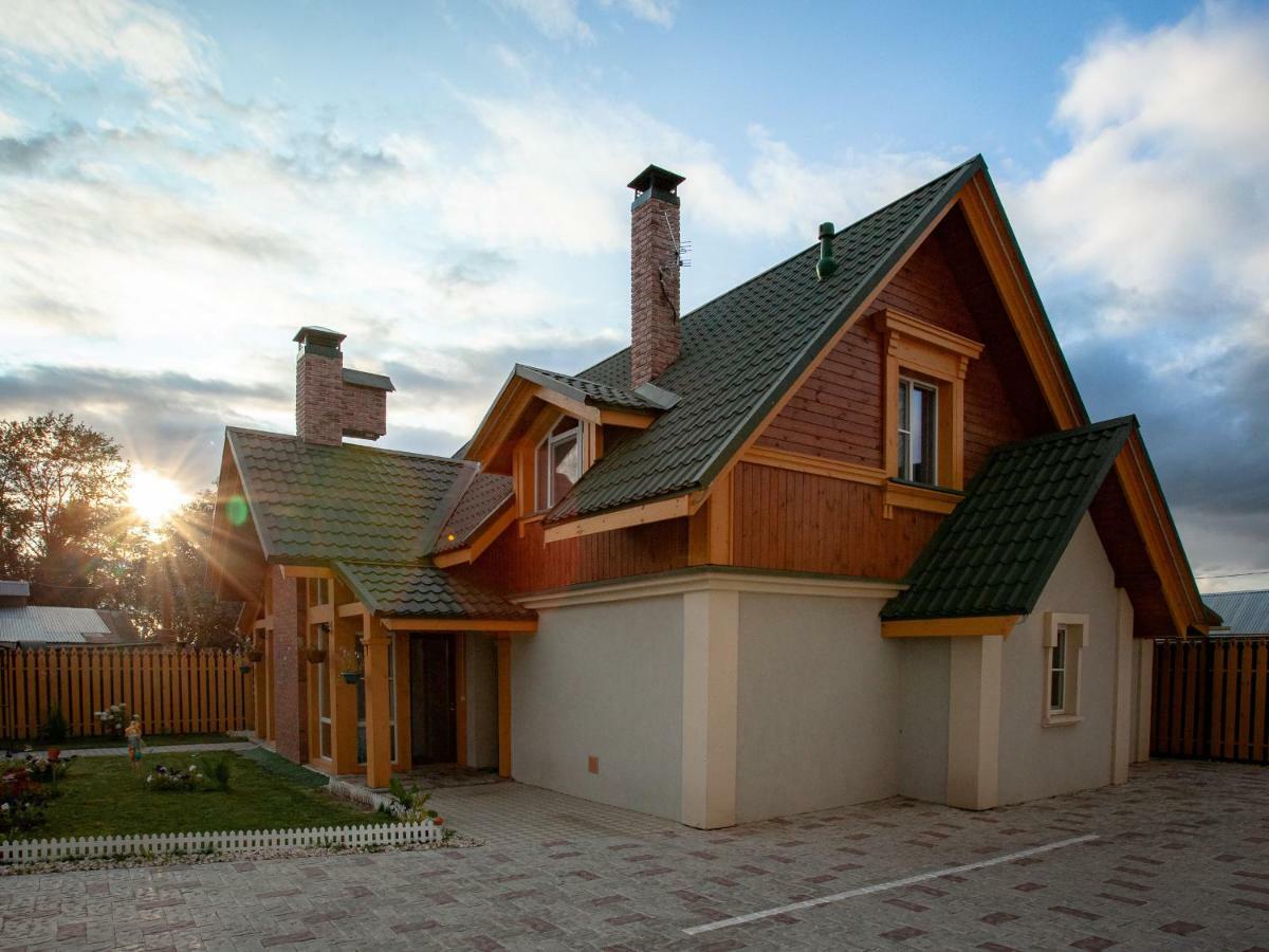 Dom Mesyatsok S Chainoy I Baney Villa Suzdal Ngoại thất bức ảnh